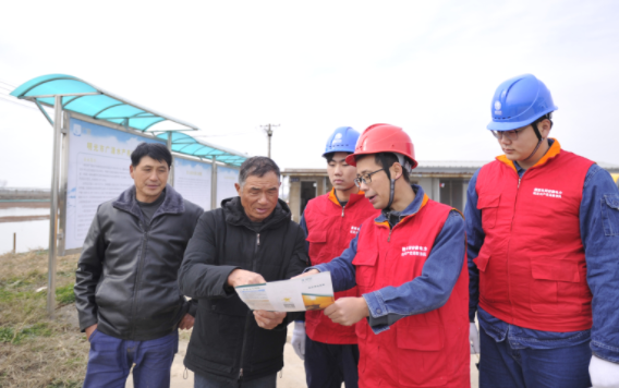 安徽明光：电力护航蟹满仓 稳产增收有保障