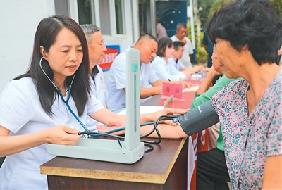 我国居民健康水平持续改善（大健康观察）