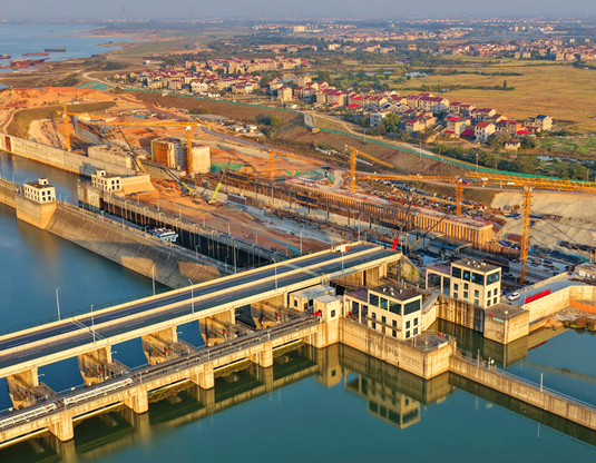 江西丰城：冬修水利正当时