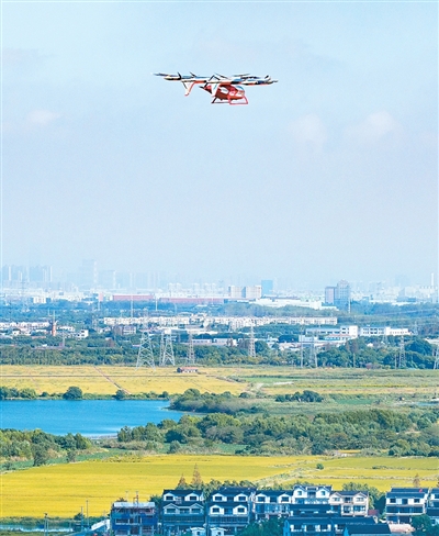 每架在中国境内运行的民用无人机都需规范“上户口”——  民用无人机“谁能飞”迎新规