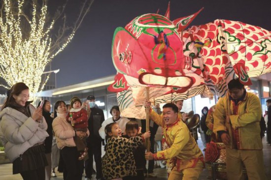 灯醒狮点亮嘉兴年味