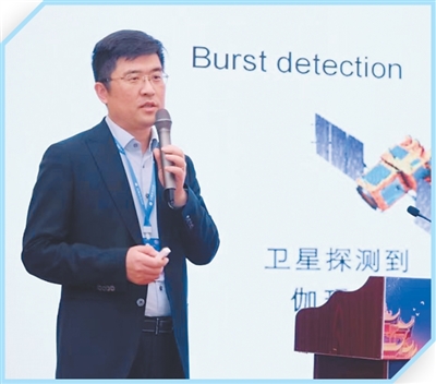 模仿龙虾眼睛造卫星（弘扬科学家精神）