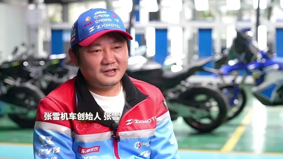 张雪哽咽回应“有朋友觉得捐500万驰援广西有点多”